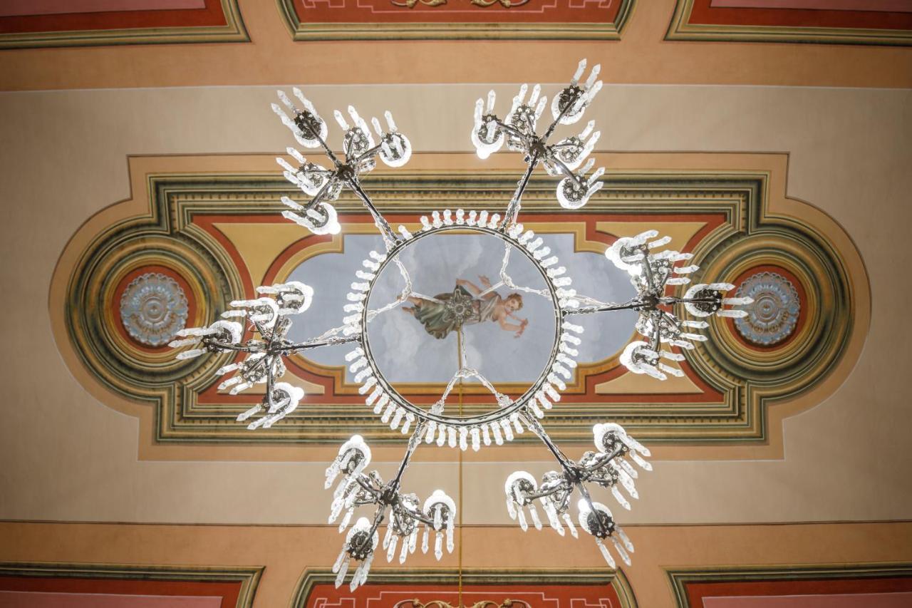 مبيت وإفطار مولا دي باري Palazzo Introna المظهر الخارجي الصورة