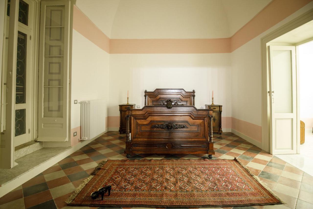 مبيت وإفطار مولا دي باري Palazzo Introna المظهر الخارجي الصورة