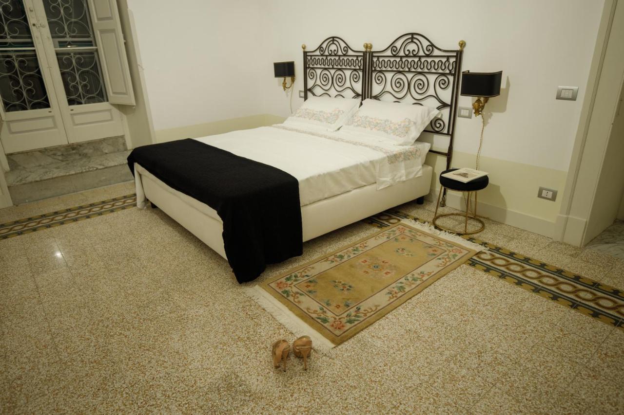 مبيت وإفطار مولا دي باري Palazzo Introna المظهر الخارجي الصورة