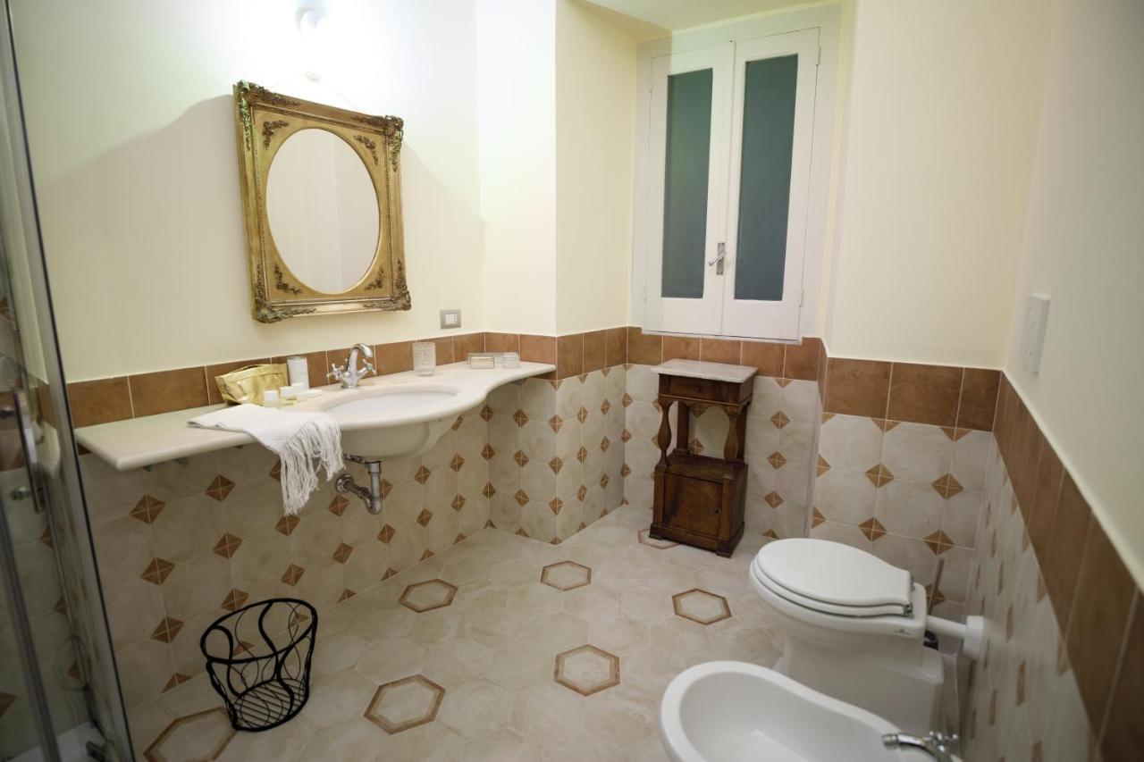 مبيت وإفطار مولا دي باري Palazzo Introna المظهر الخارجي الصورة