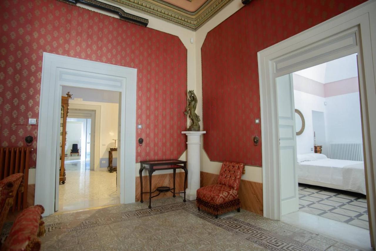 مبيت وإفطار مولا دي باري Palazzo Introna المظهر الخارجي الصورة